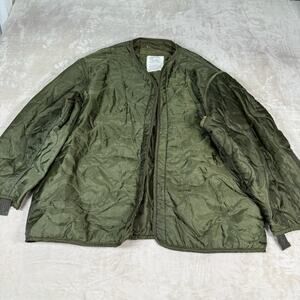 Military Liner Cold Weather Coat Size Large Green Quilted Lakeview Sportswear